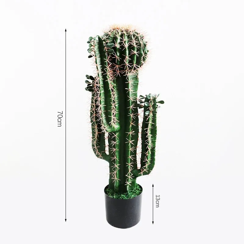 Pianta in vaso di cactus artificiale